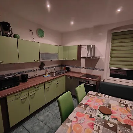 Apartment Citywohnung - Geraeumige Ideal Fuer Arbeit & Freizeit Merseburg