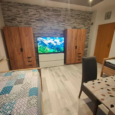 Citywohnung - Geraeumige Ideal Fuer Arbeit & Freizeit