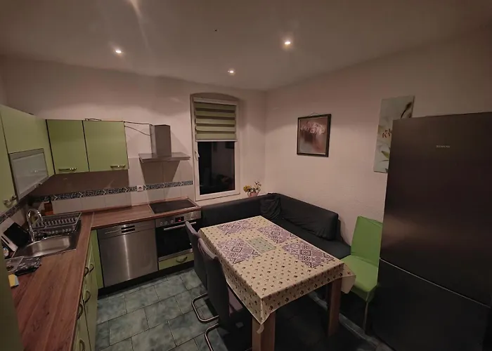 Citywohnung - Geraeumige Ideal Fuer Arbeit & Freizeit * Merseburg